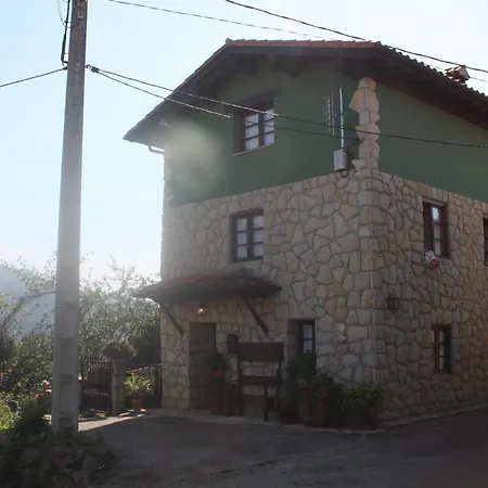 Holiday home Casa Vacacional La Cepada Carrandi